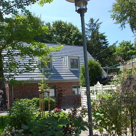Idyllisches-ambiente-am-suedstrand-rechts 別荘 Wyk auf Föhr