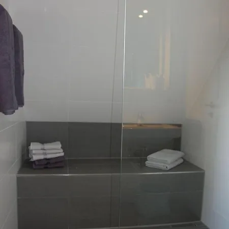 Dom wakacyjny Idyllisches-ambiente-am-suedstrand-rechts *