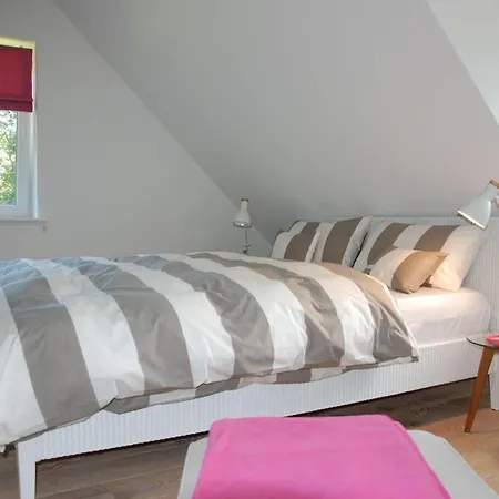 Dom wakacyjny Idyllisches-ambiente-am-suedstrand-rechts