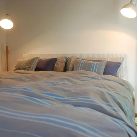 Idyllisches-ambiente-am-suedstrand-rechts * Wyk auf Föhr