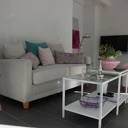 別荘 Idyllisches-ambiente-am-suedstrand-rechts