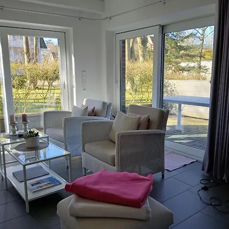 別荘 Idyllisches-ambiente-am-suedstrand-rechts